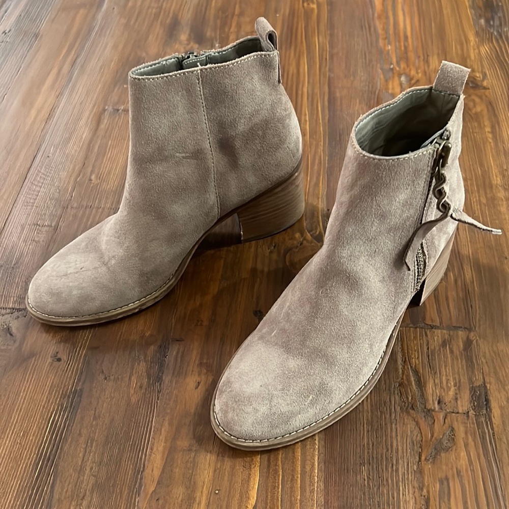 BP Suede Ankle Boots, size 8